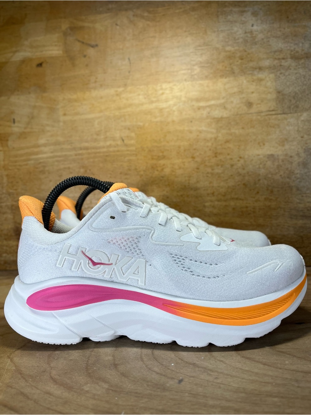Hoka One One Clifton 10 Womens Sz 8.5 Running Shoes Sneakers White Electric Rose
